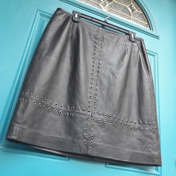 Genuine Leather Skirt Metal Studded Grommet Biker Chick Goth Vintage Fully Lined - Picture 2 of 11